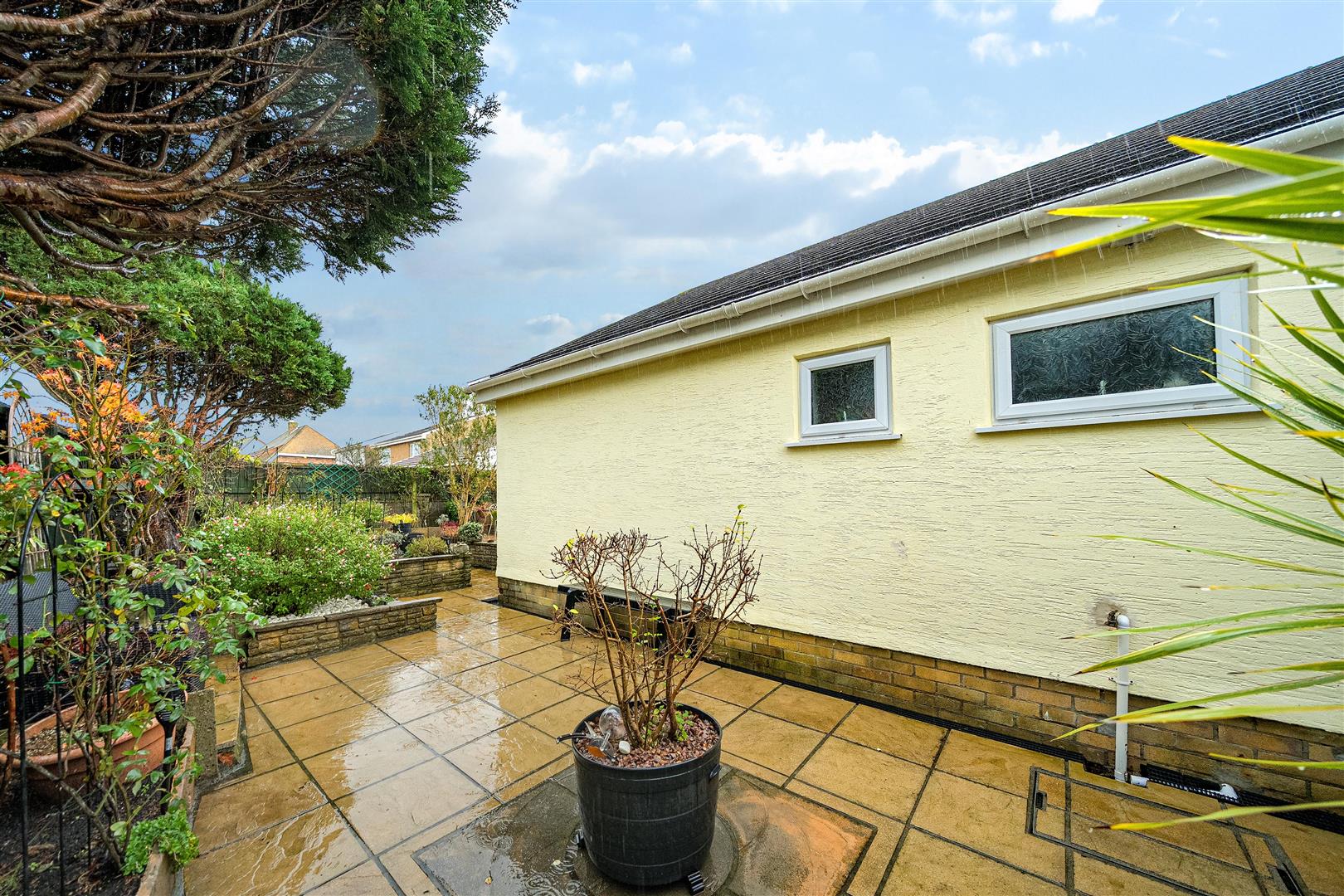 Maenor Helyg, Pembrey, Burry Port, SA16 0TU